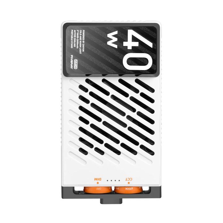 ZHIYUN FIVERAY M40 Portable LED Light **
