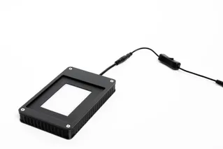 Negative Supply In-line Power Switch for Negative Supply Light Sources