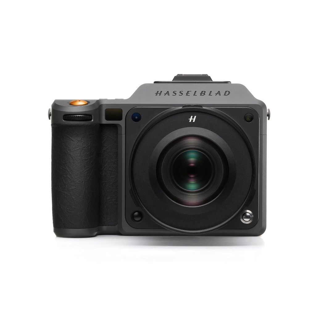 Hasselblad X2D II 100C Street Kit with XCD 28mm Pancake Lens **