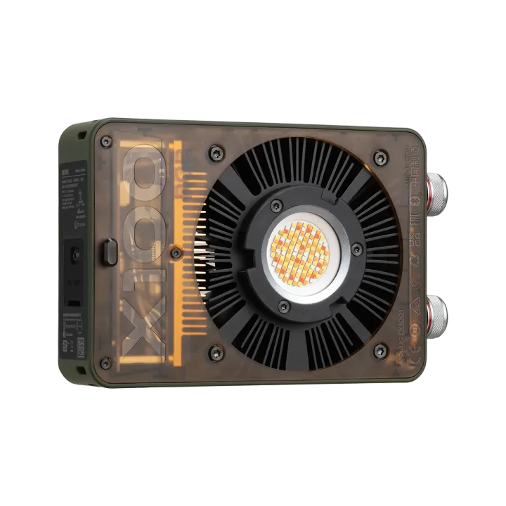 Zhiyun Molus X100RGB COB Light