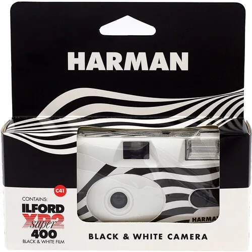 Ilford XP2 Super 400 ISO Single Use Camera with Black & White Film - New