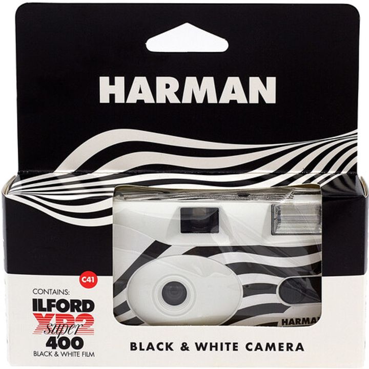 Ilford XP2 Super 400 ISO Single Use Camera with Black & White Film - New