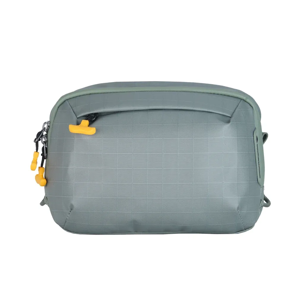Vanguard ALTA ADVENTURE Sling Bag 2L - Green