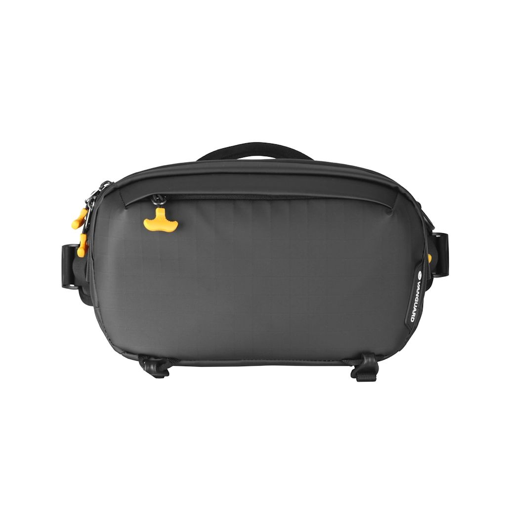 Vanguard ALTA ADVENTURE Sling Bag 4L - Black