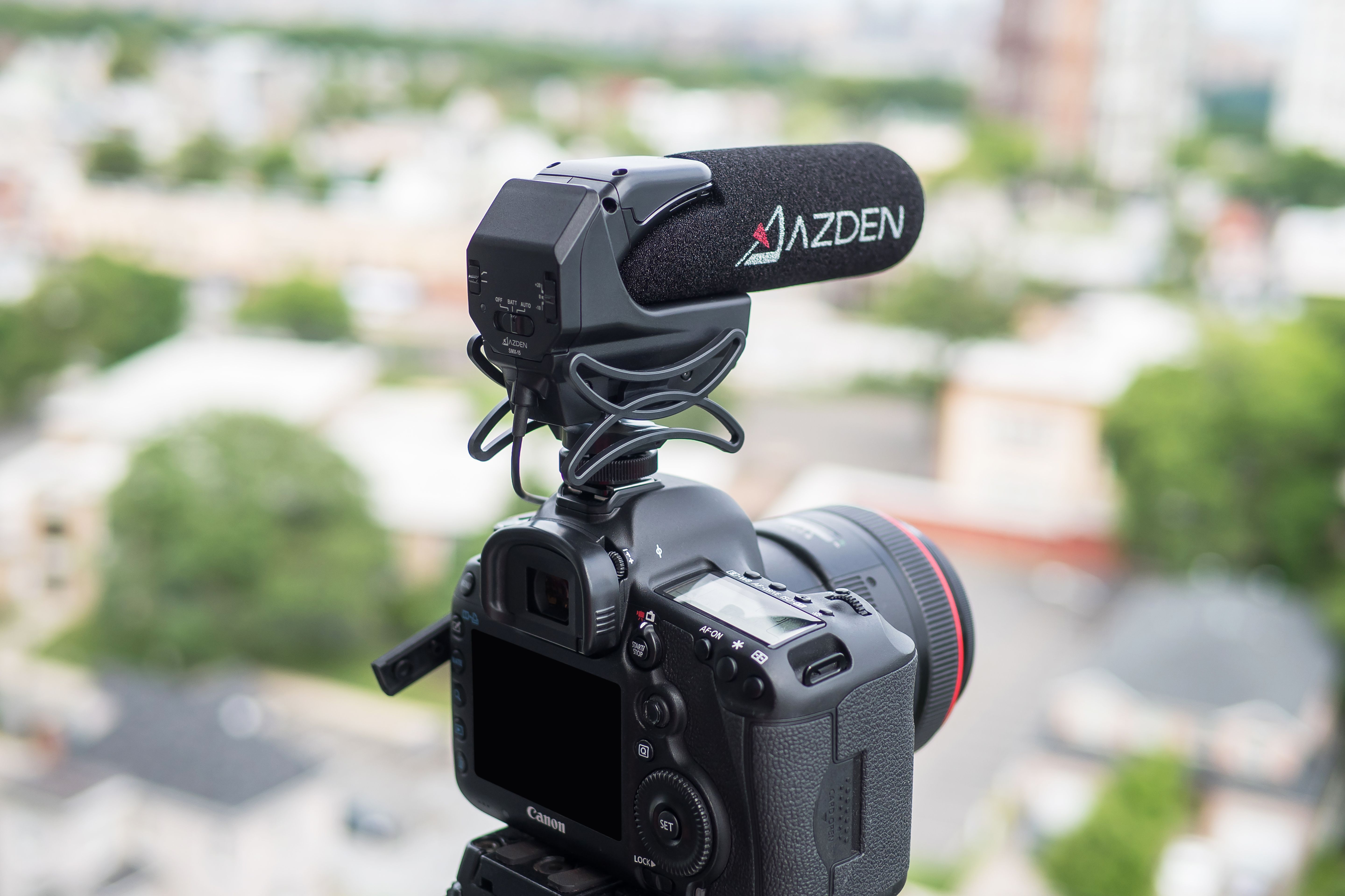 Azden SMX-15 Powered Shotgun Video Microphone 3.5mm 2 x AA Battery **