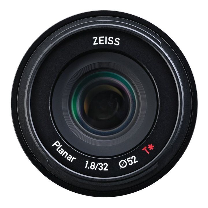 Zeiss Touit 32mm f/1.8 Lens for Fuji X-Mount