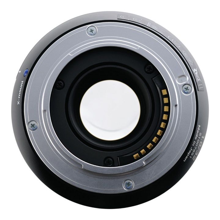 Zeiss Touit 32mm f/1.8 Lens for Fuji X-Mount
