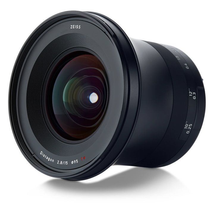 Zeiss Milvus 15mm f/2.8 ZE Lens for Canon