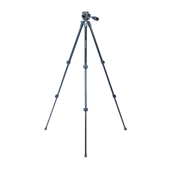 Vanguard Vesta 203AP Tripod with PH-23 3-Way Pan Head