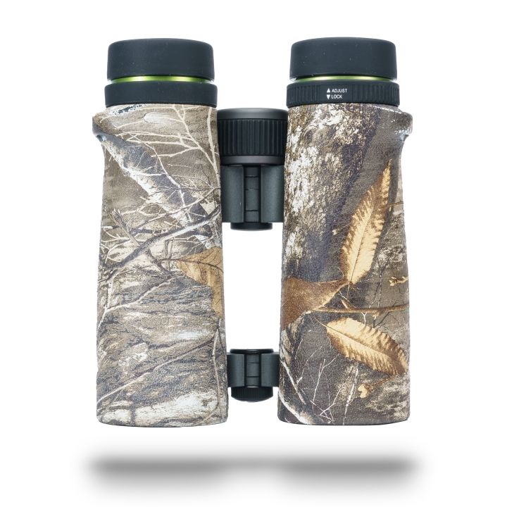 Vanguard Endeavor ED 10x42 Binoculars - Real Tree Finish