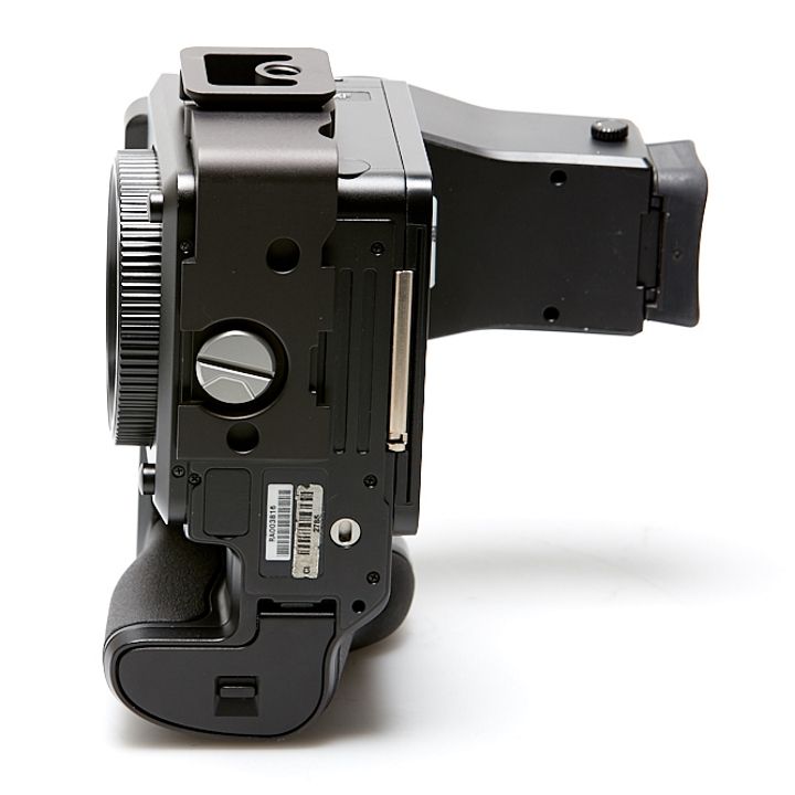 Phase One XF Quick release L-Bracket with portrait mount for V-Grip