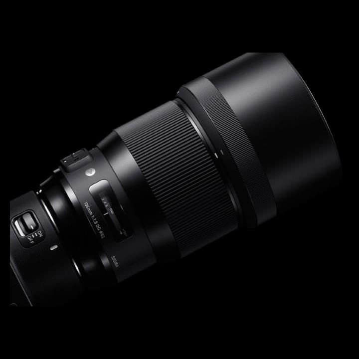 Sigma 135mm f/1.8 DG HSM Art Lens for Canon