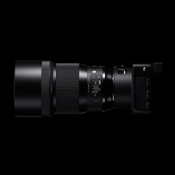 Sigma 135mm f/1.8 DG HSM Art Lens for Canon