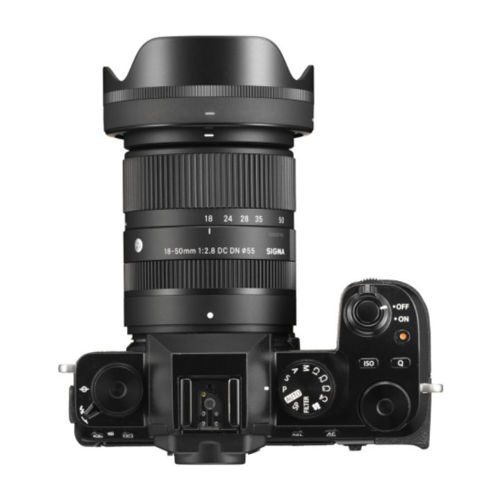 Sigma 18-50mm f/2.8 DC DN Contemporary Lens for Fujifilm X Mount