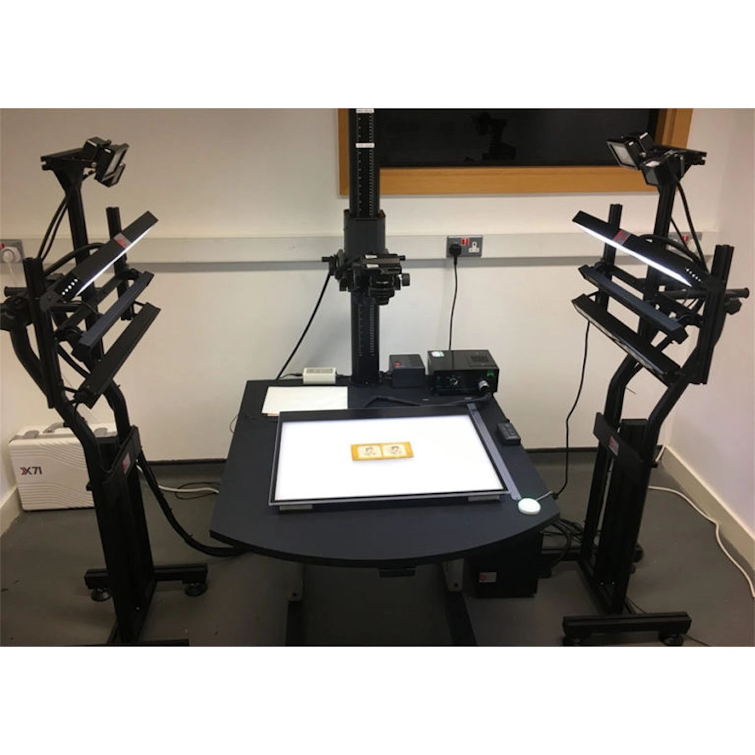 Microbox Multispectral Scanning System