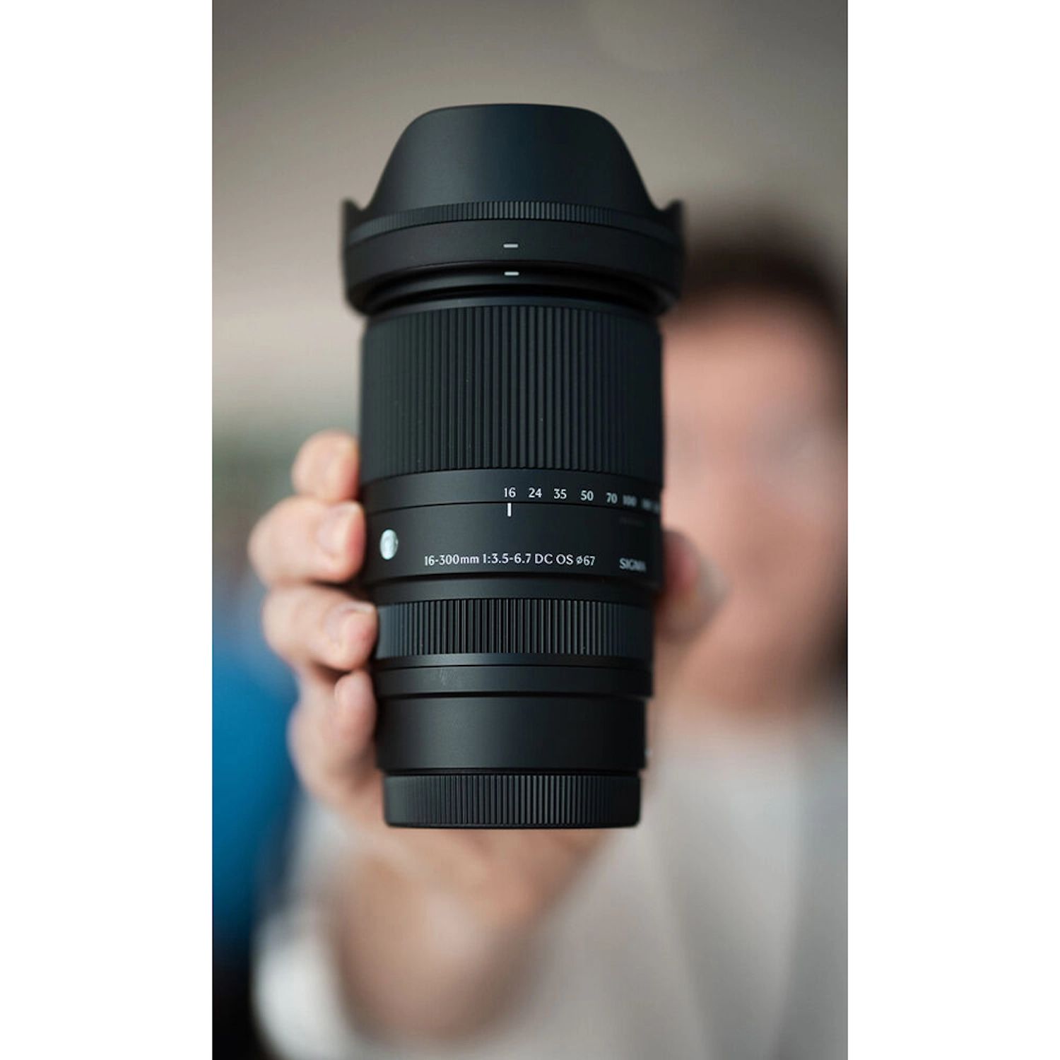 Sigma 16-300mm f/3.5-6.7 DC OS Contemporary Lens for Fuji X Mount