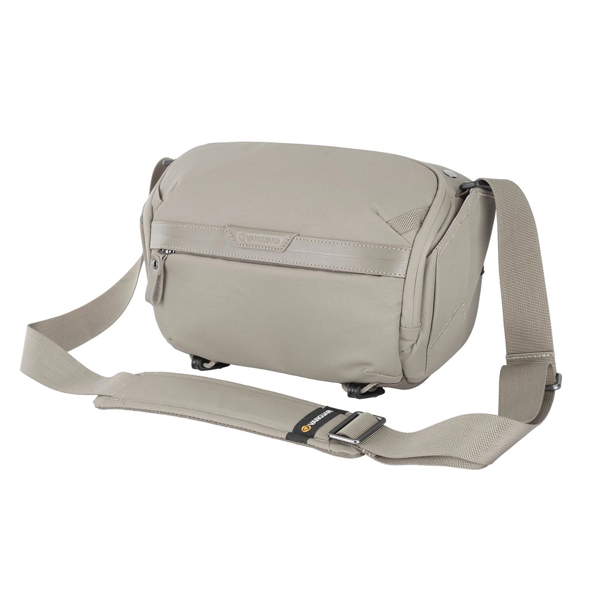 Vanguard VEO Metro S4L Shoulder Bag Cream