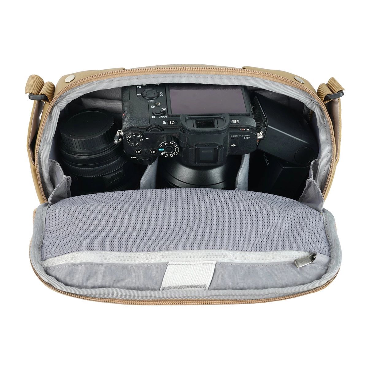 Vanguard VEO Metro S4L Shoulder Bag Beige