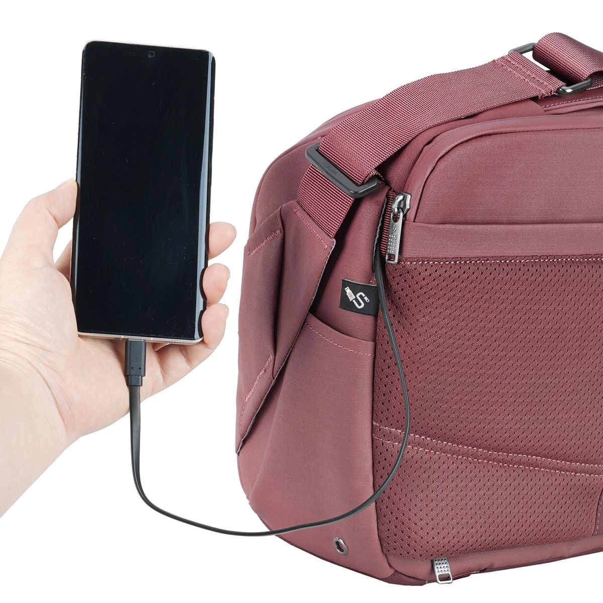 Vanguard VEO Metro S7L Shoulder Bag Magenta