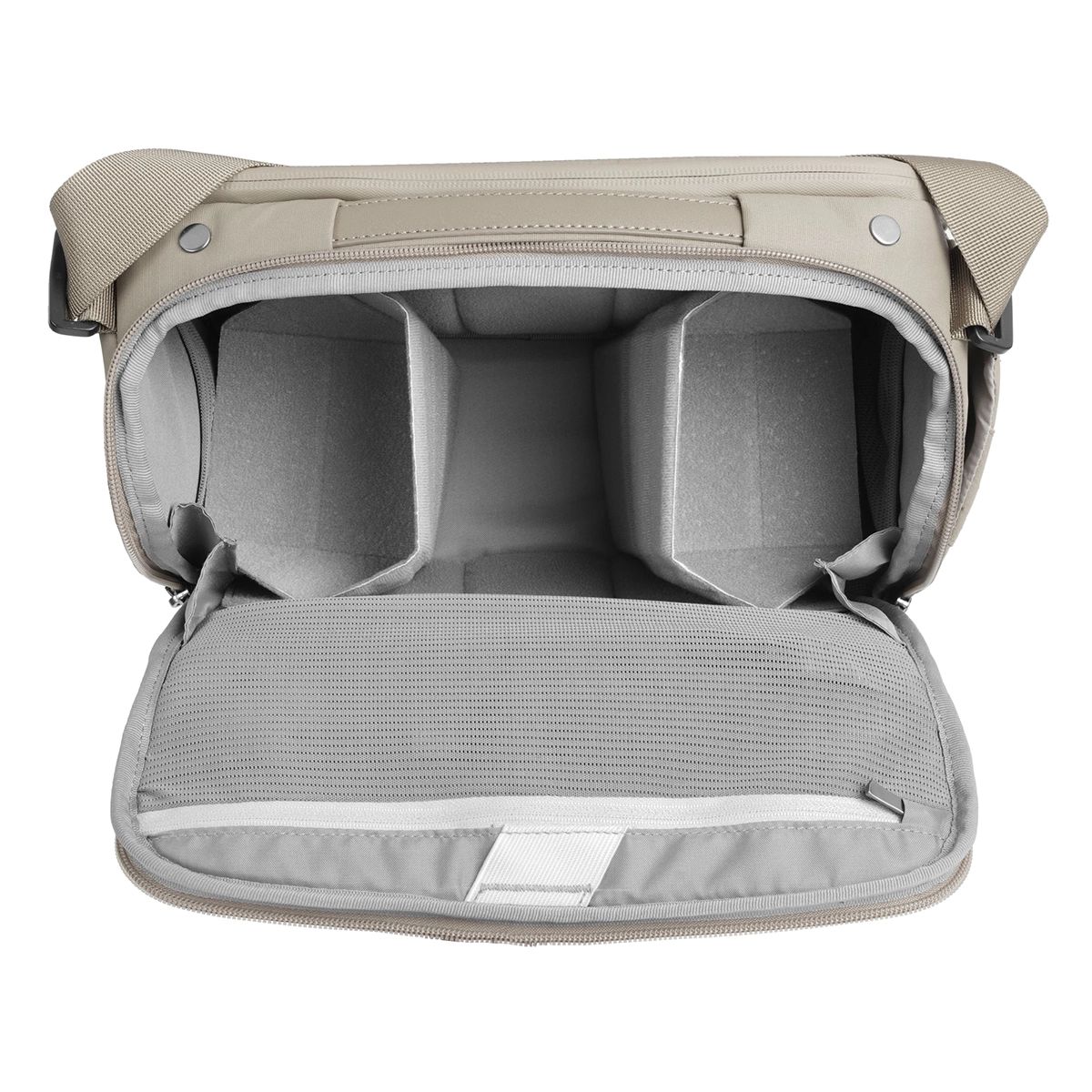 Vanguard VEO Metro S9L Shoulder Bag Cream
