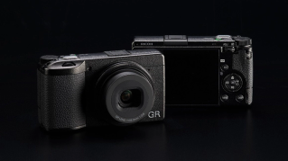 Leica Pegasus TRK Mobile Mapper mounted on a car