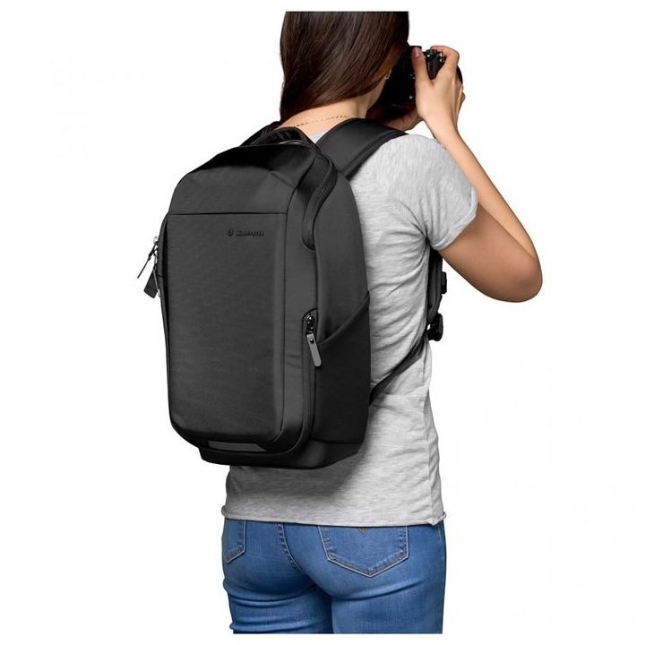 Manfrotto Advanced Compact Backpack III for Mirrorless and DSLR Cameras