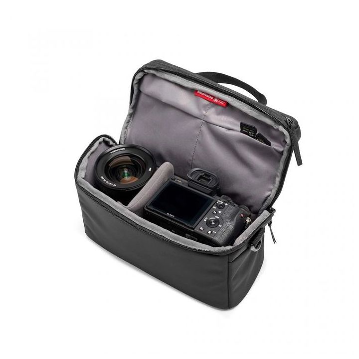 Manfrotto Advanced Shoulder Bag M III for DSLR and Mirrorless Cameras