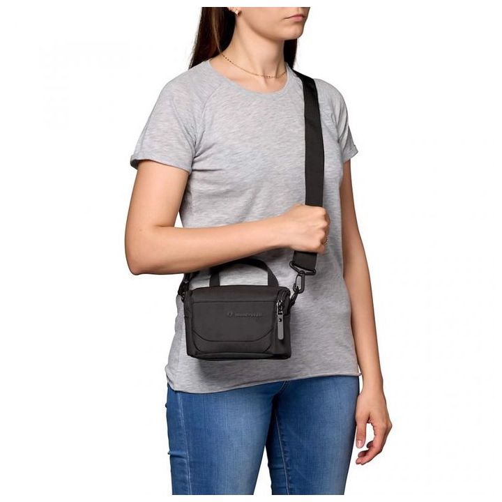 Manfrotto Advanced Shoulder Bag XS III