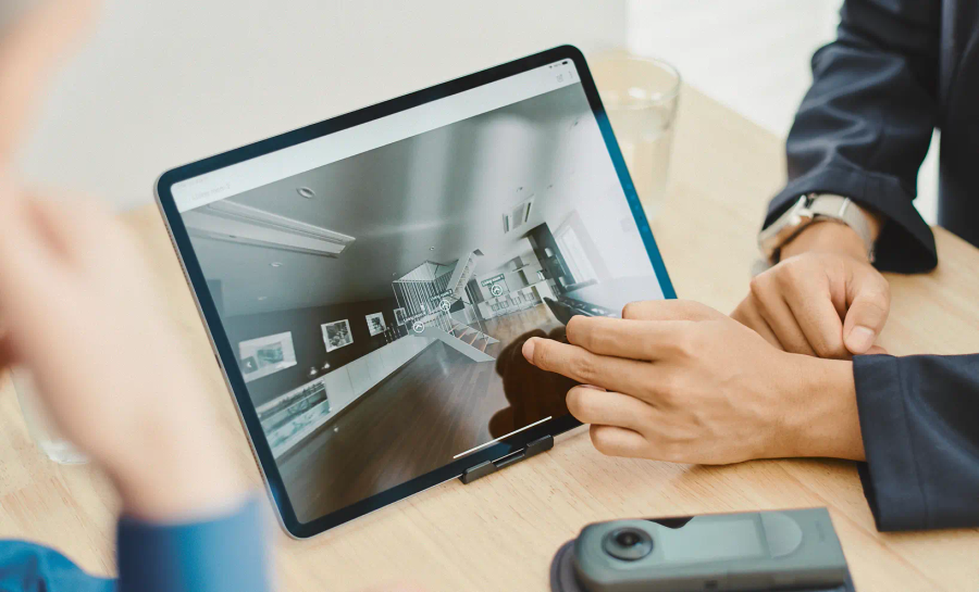 Ricoh Theta X 360° Camera & TD-2 Stand Kit