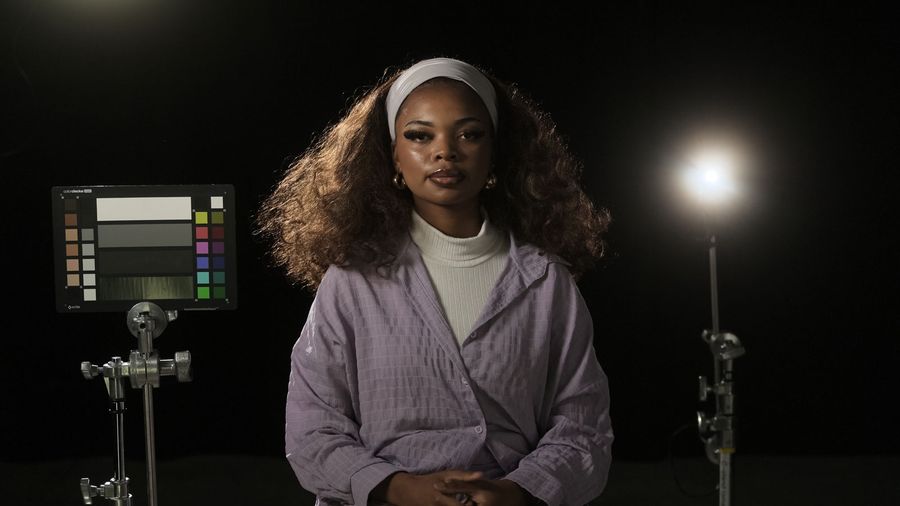 Hoya 52mm CineProHD Gold Mist 1/8 filter