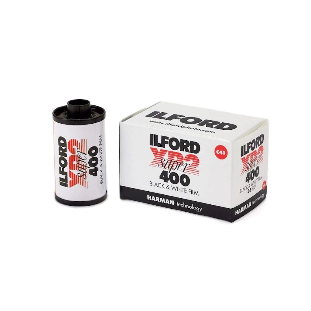 Ilford XP2 Super 400 ISO Single Use Camera with Black & White Film - New