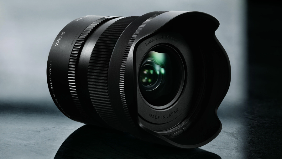 Sigma 15mm f/1.4 DC Contemporary Lens for Fuji X Mount