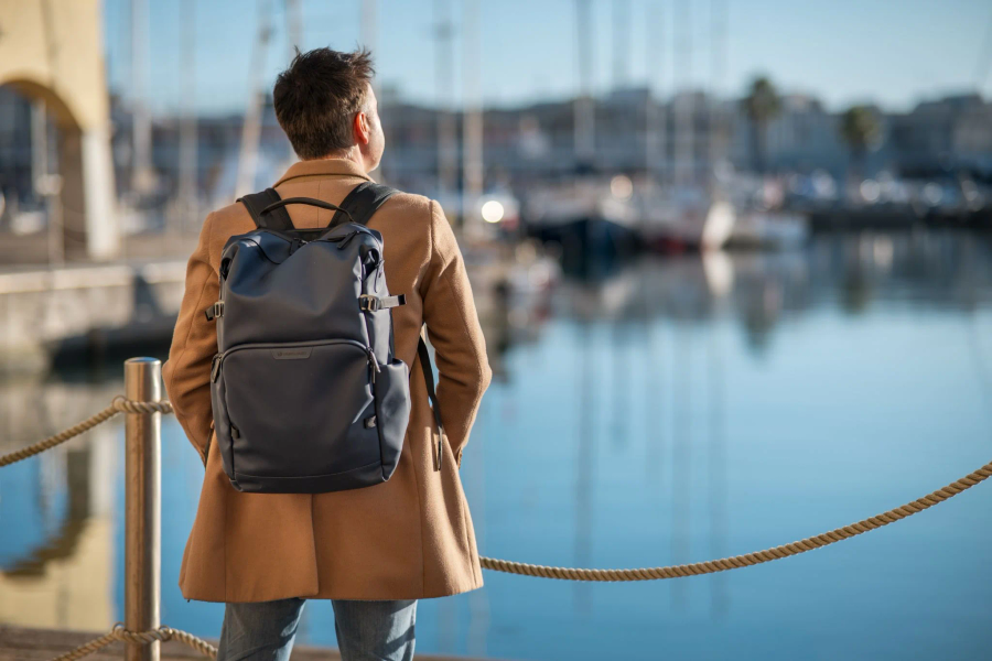 Vanguard VEO LITE Every Day B30L Backpack - Navy