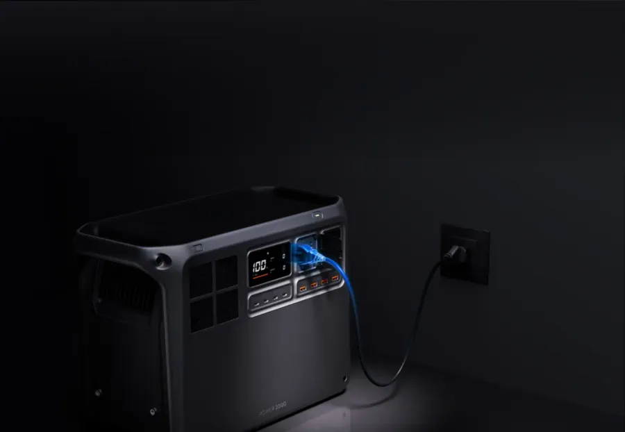 DJI Power 2000 4kWh Expansion Battery Combo