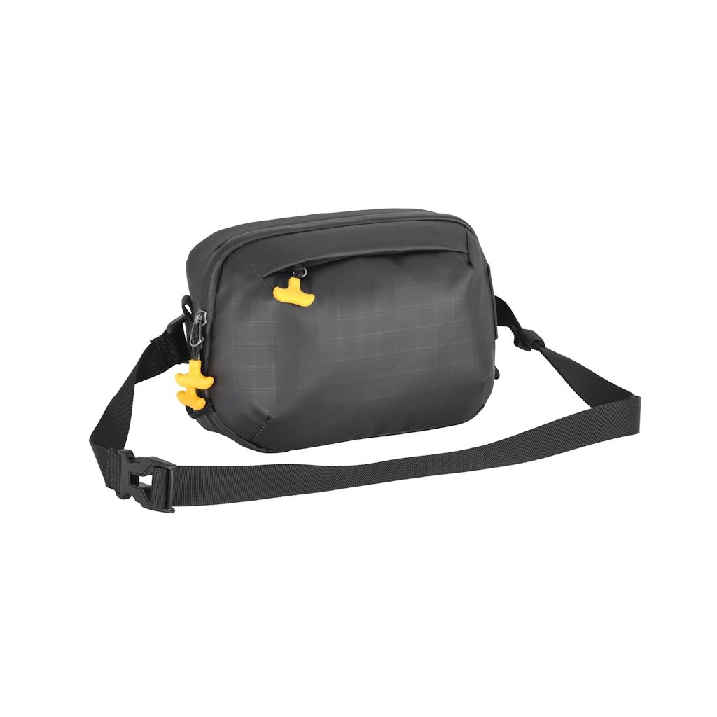 Vanguard ALTA ADVENTURE Sling Bag 2L - Black
