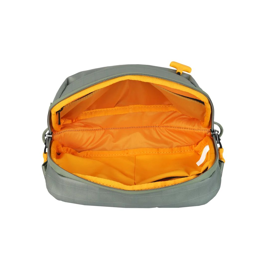 Vanguard ALTA ADVENTURE Sling Bag 2L - Green