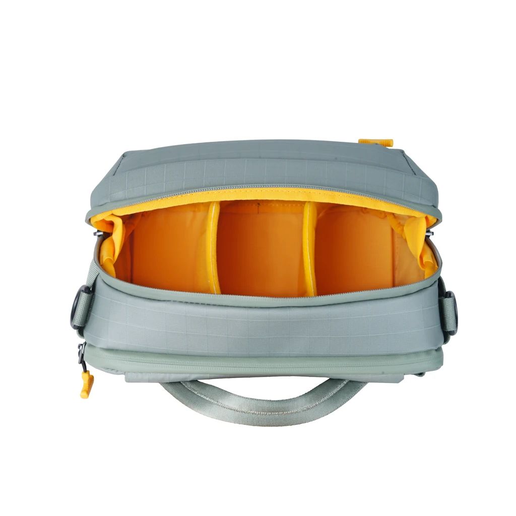 Vanguard ALTA ADVENTURE Sling Bag 4L - Green