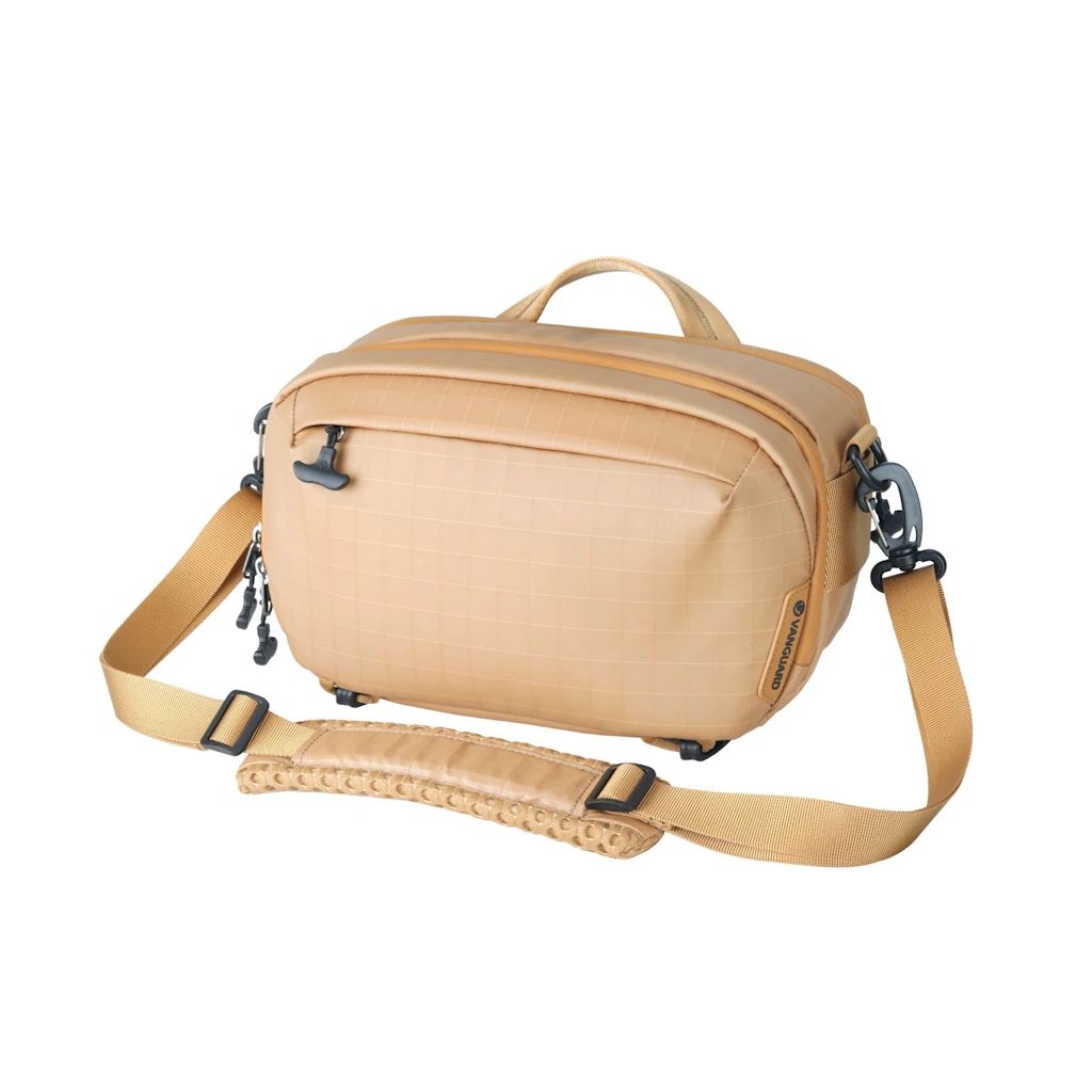 Vanguard ALTA ADVENTURE Sling Bag 4L - Ochre