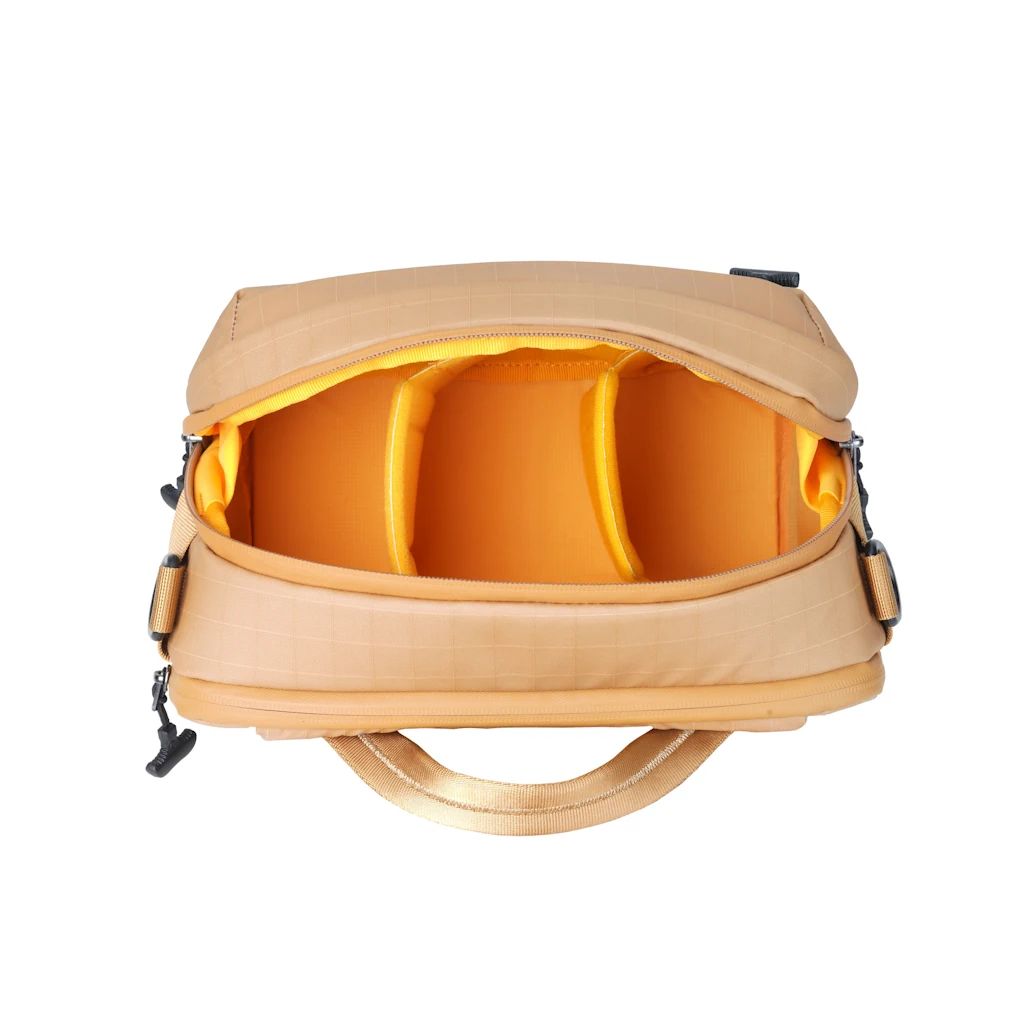 Vanguard ALTA ADVENTURE Sling Bag 7L - Ochre