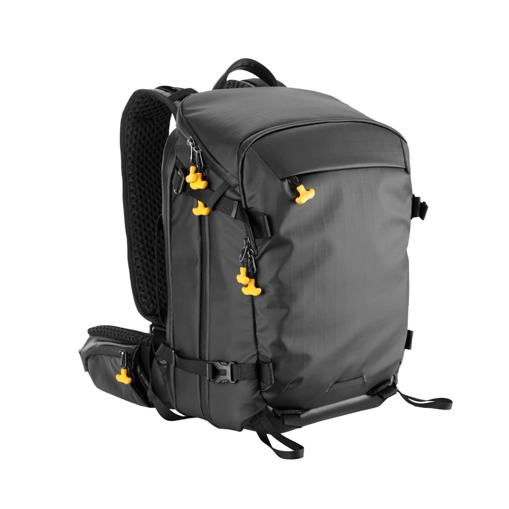 Vanguard ALTA ADVENTURE Lite Backpack 20L - Black