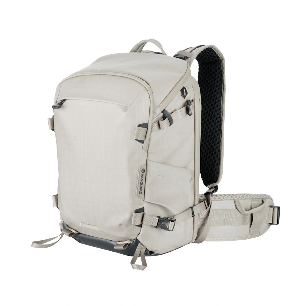 Vanguard ALTA ADVENTURE Lite Backpack 20L - Stone