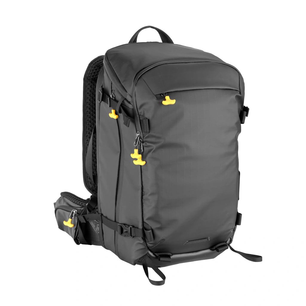 Vanguard ALTA ADVENTURE Lite Backpack 30L - Black