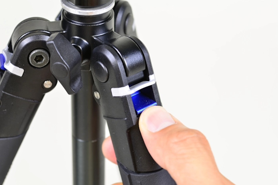 Slik LiTE AL-420M Tripod with SBH-100DQ Ball Head