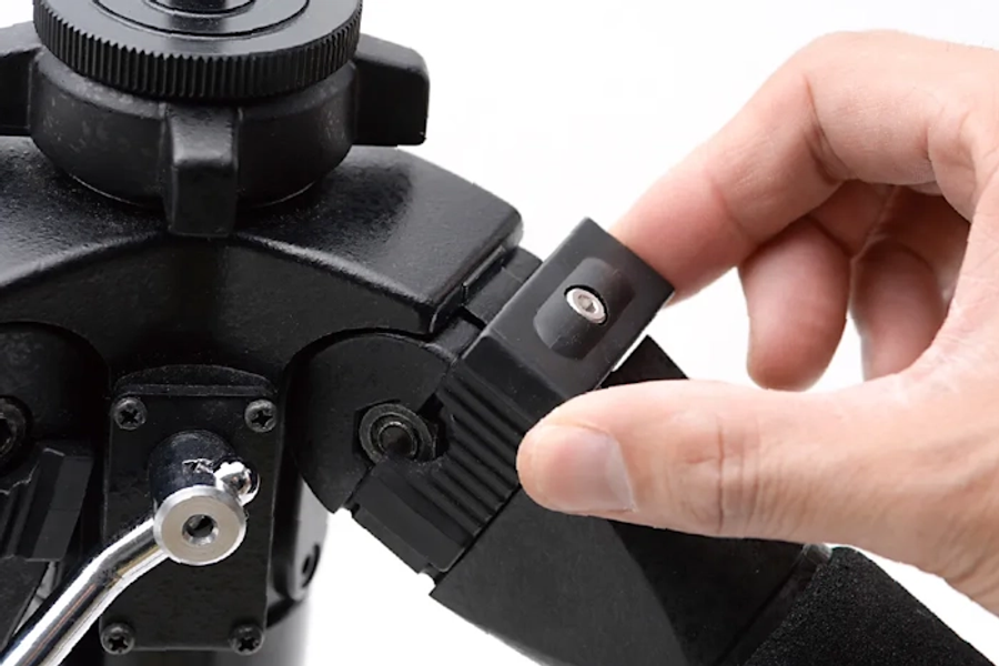 Slik Pro 330EZ Tripod with SH-707E Pan Head **
