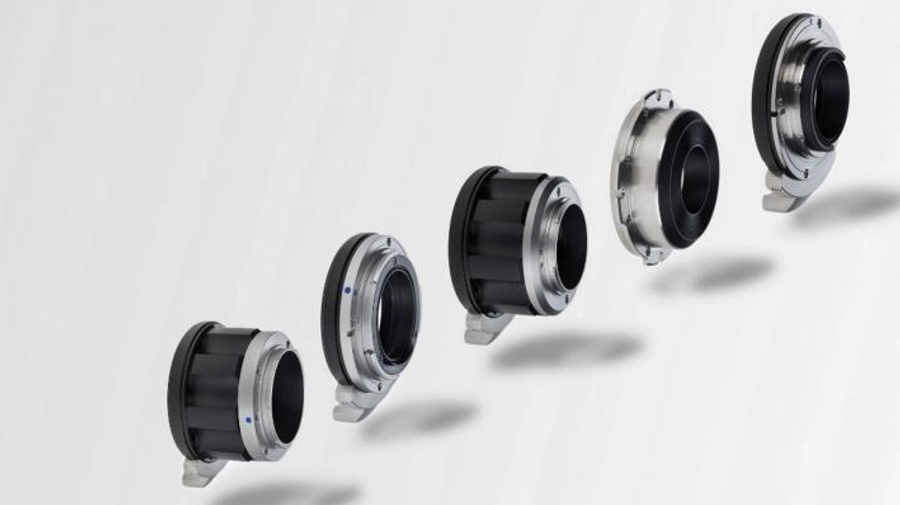 Zeiss CP.3 135mm T2.1 Feet XD eXtended Data Compact Prime Cine Lens for PL Mount