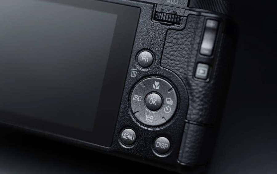 RICOH GR IV 30th Anniversary Edition Kit